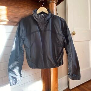 lululemon light weight Cinch-able Cropped Track Jacket